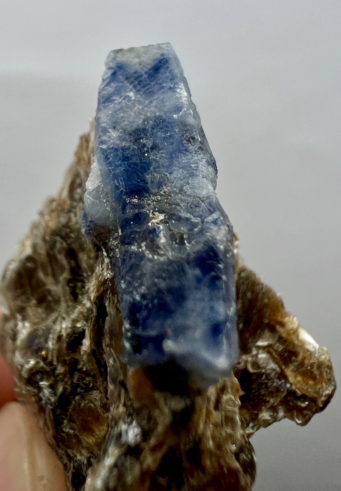 58ct.Natural Blue Sapphire Crystal Cluster on Mica Matrix – Afghanistan Specimen