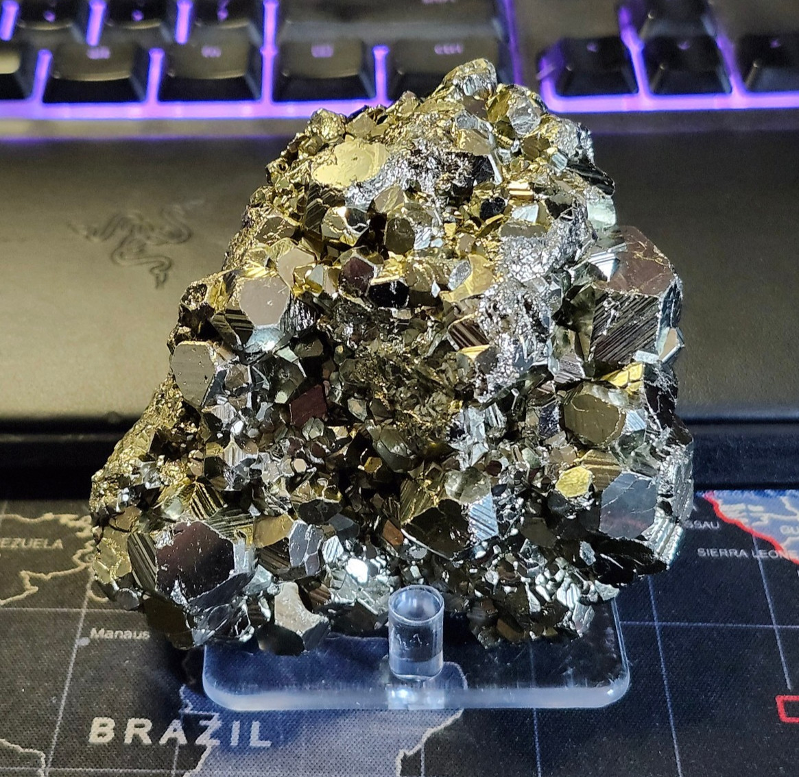 ✨🌟Peruvian Pyrite – Huge Octahedral Crystals – (Huanzala Mine, Peru) – 686g