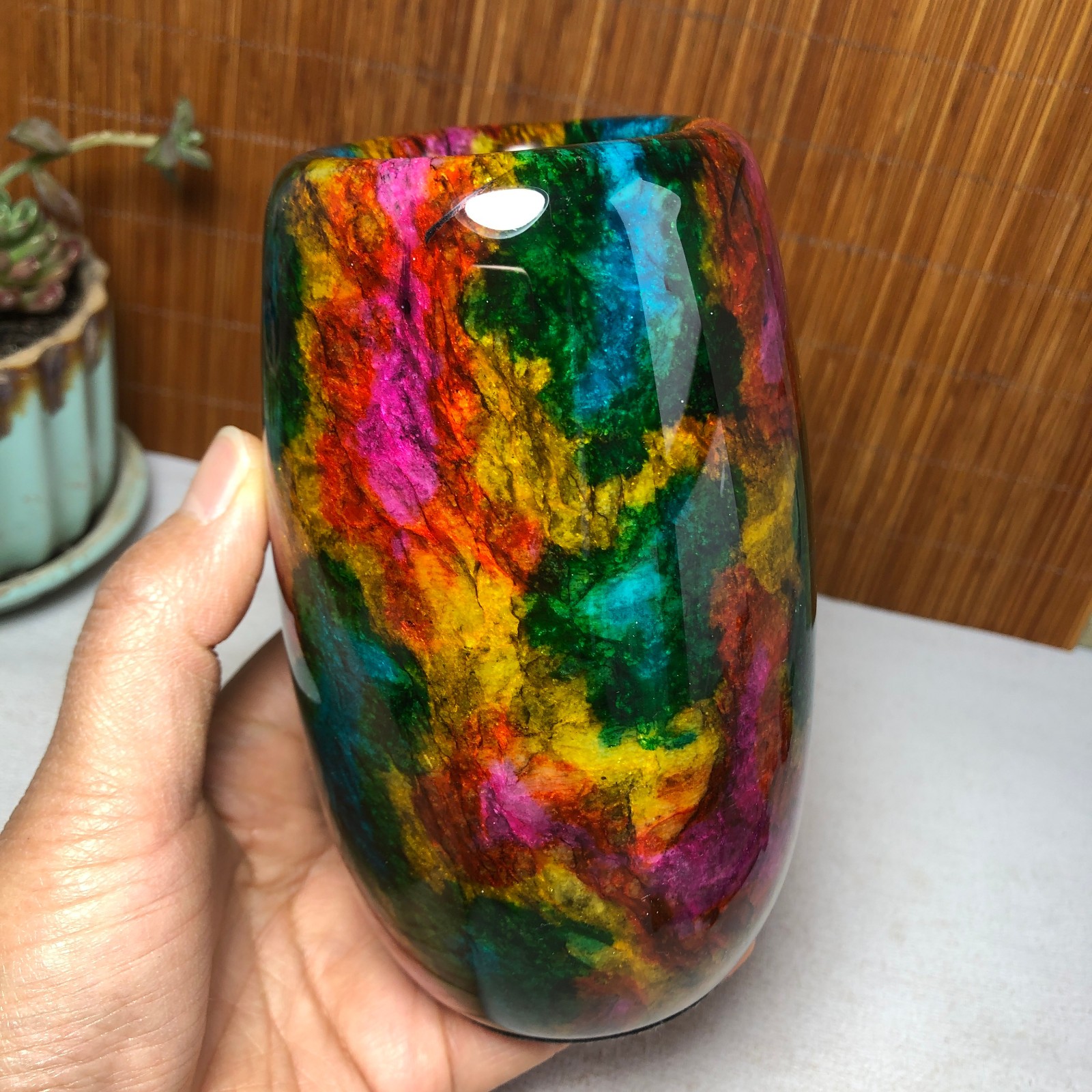 Natural “Seven Colors Jade” vase specimen -Taiwan China 1095g 130-78-78mm A4901