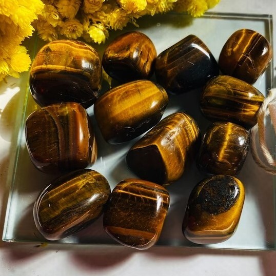 Tiger Eye Tumbled Palm Pocket Stone Healing Reiki Crystal Rocks Collection 1PCS