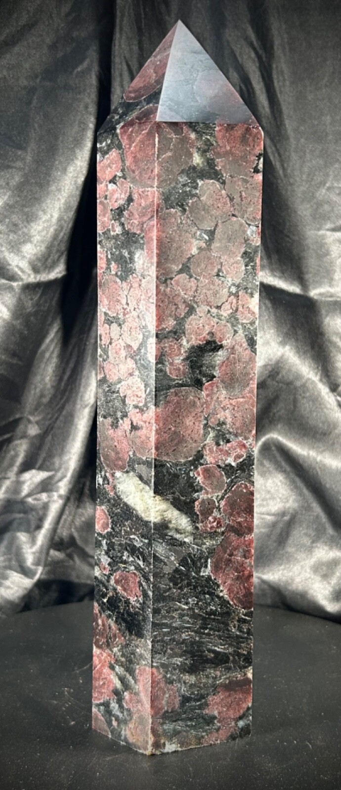 12.5′ Tall Garnet and Arfvedsonite Tower 10lb 2.5oz (4.609kg)