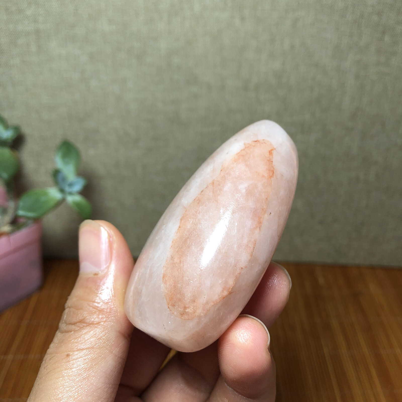 64mm Natural Red gum flower Crystal gemstone polish/rough Specimen 103g A3387
