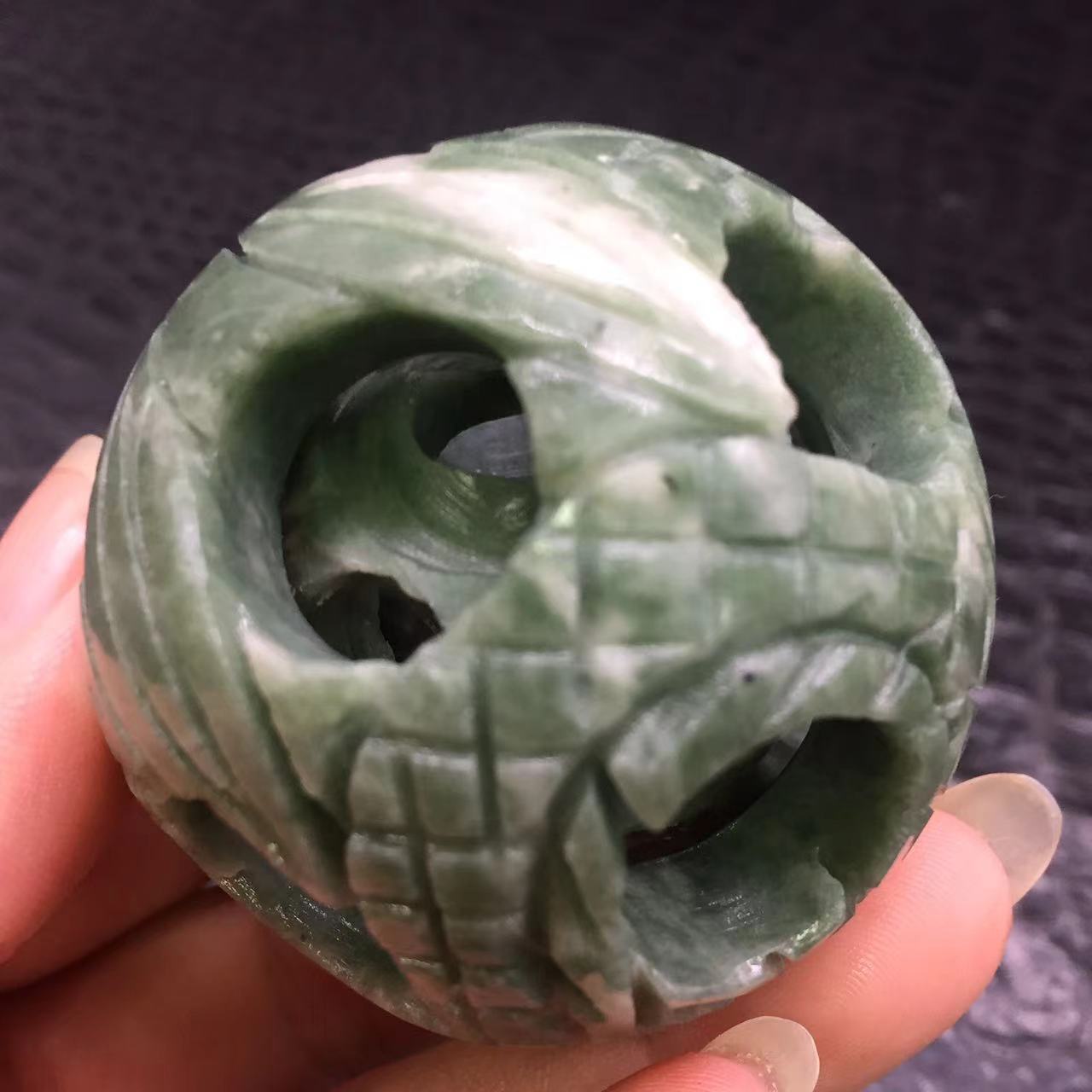 Natuaral XIU Jade Quartz Sphere Crystal Exquisite Ball Magic Healing Decorat 1Pc