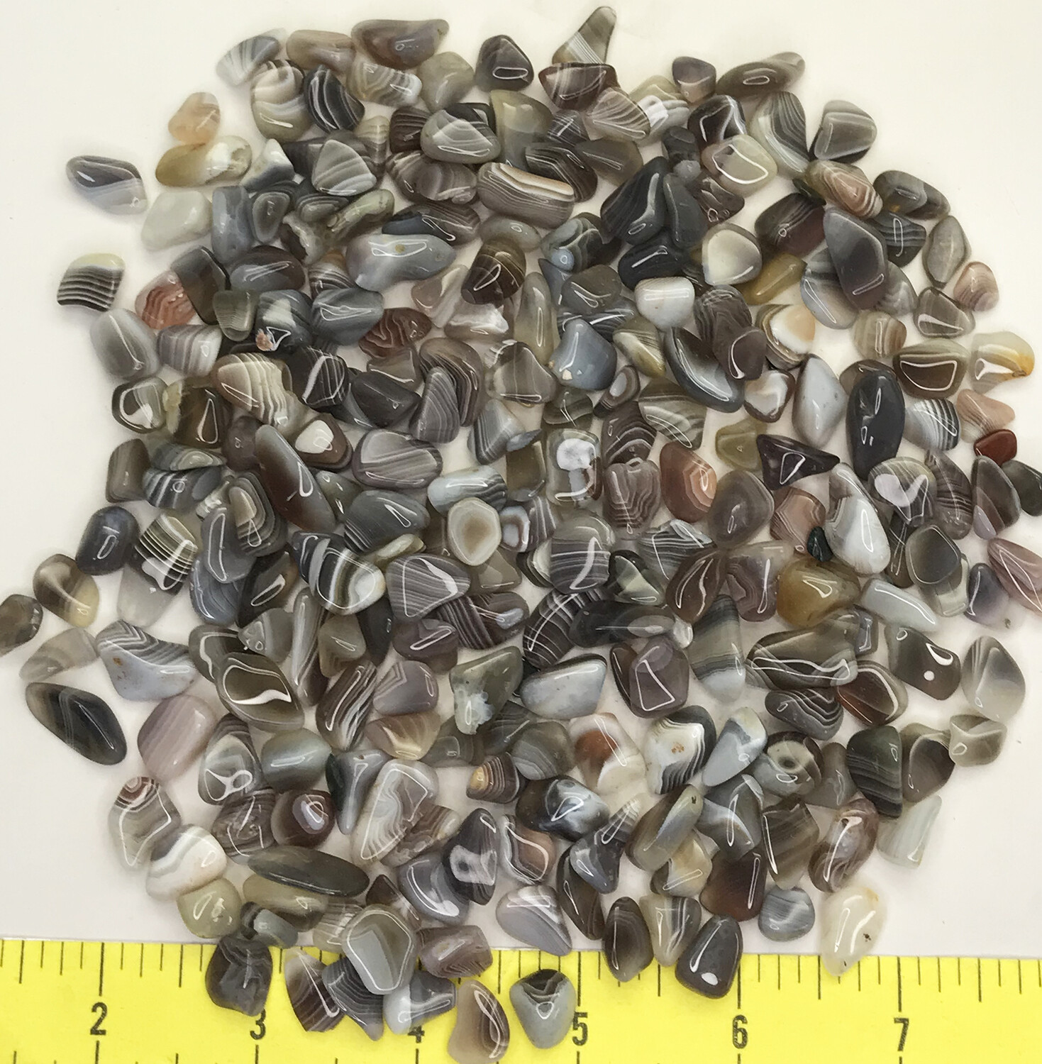 AGATE BOTSWANA GREY X-SMALL ( 5/16″ to 5/8″ ) polished stones. 1/2 lb