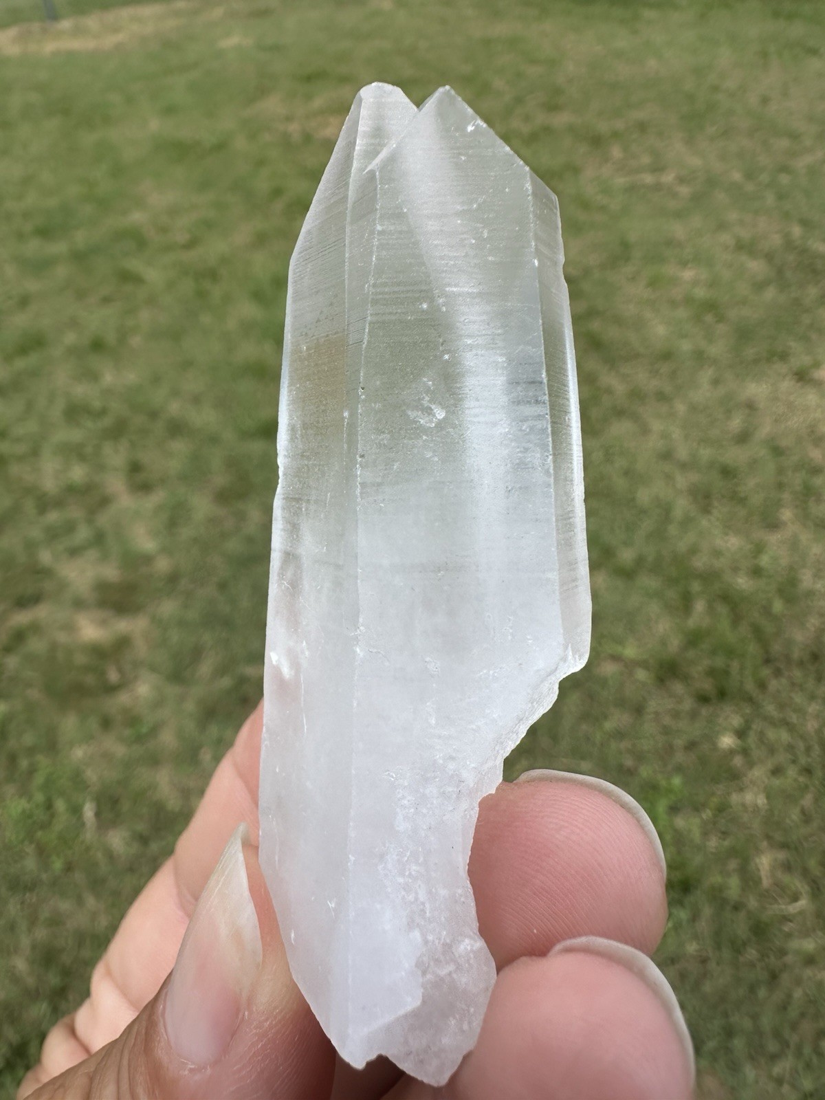 Arkansas Clear Quartz Lemurian Seed Crystal Parallel Twin Point Formation 1.7 oz
