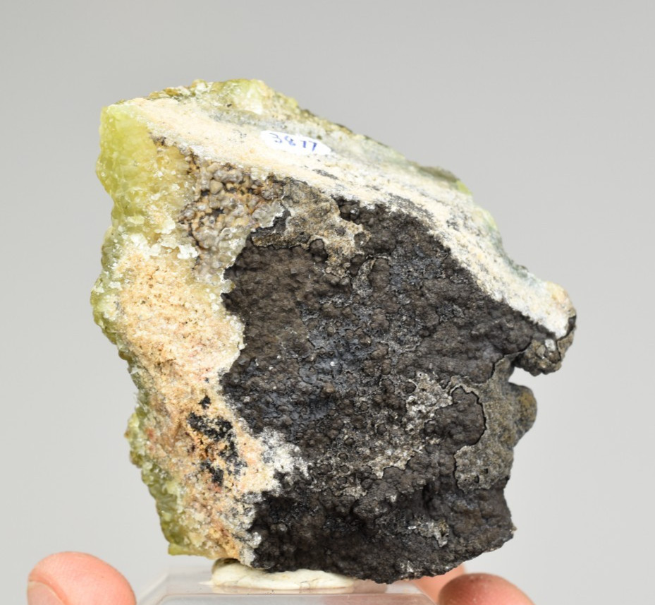 Smithsonite, Calcite, Aurichalcite – 79 Mine, Gila Co., Arizona