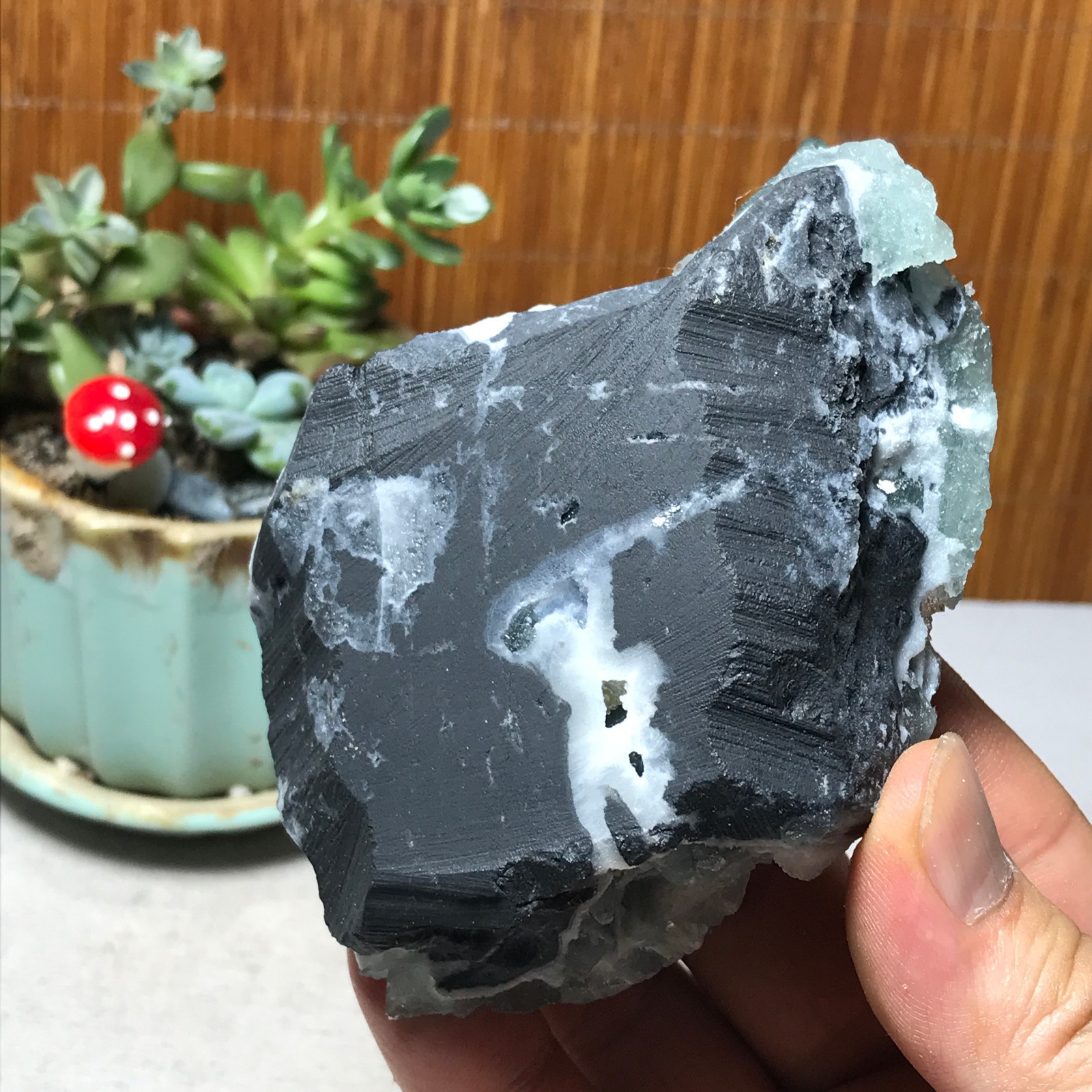 100-70-40mm Rare Natural Green Calcite fluorite Mineral Specimen 295g A6091