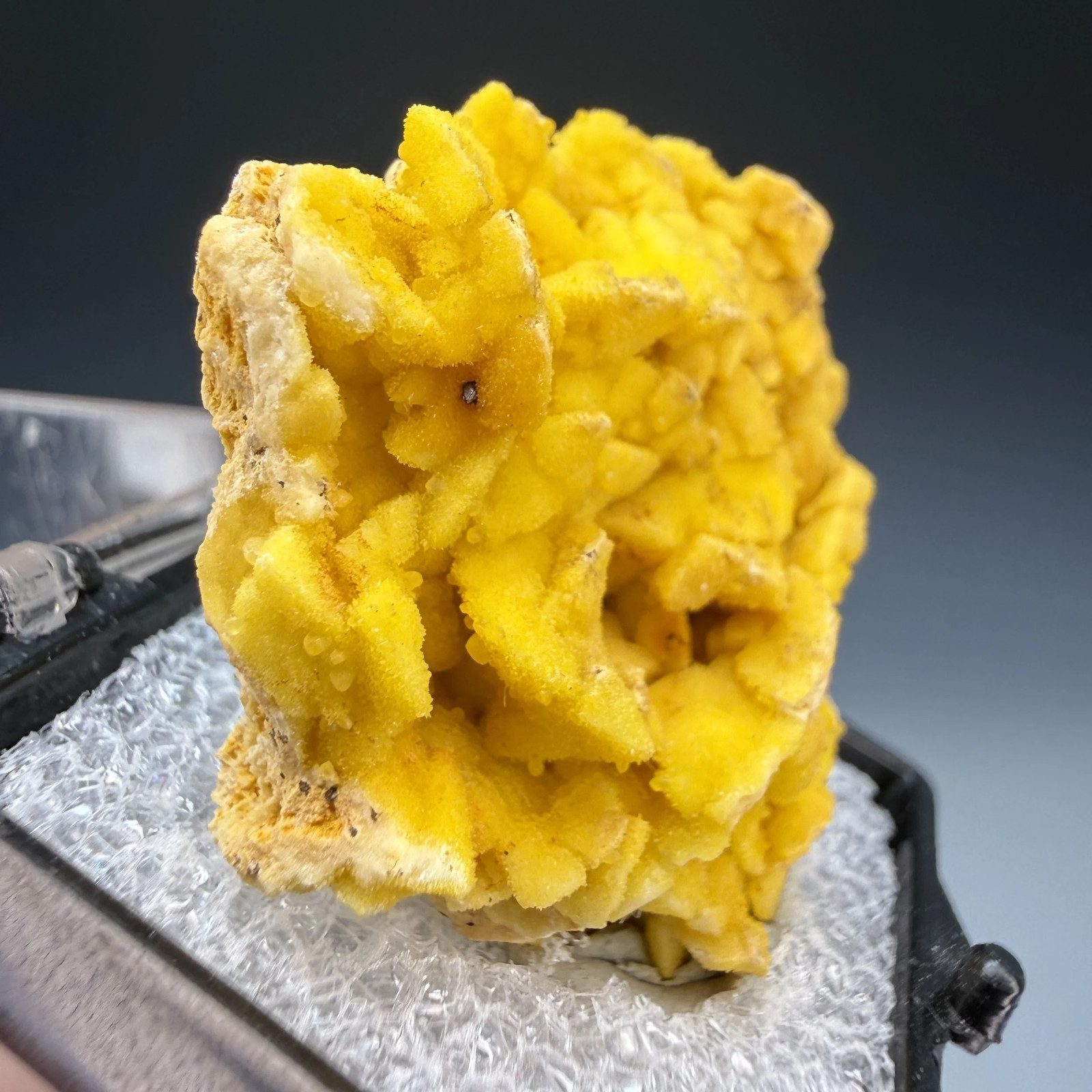 Smithsonite, Ps. Dolomite, Rush, Marion Co., Arkansas, USA