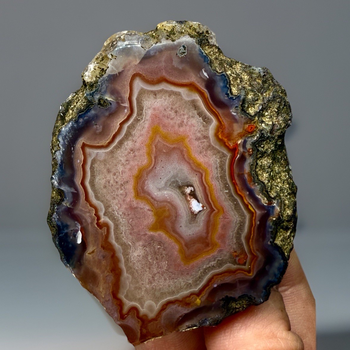 SEE VIDEO High-Grade Multicolor Moroccan Agate | High Atlas | Collector Specimen