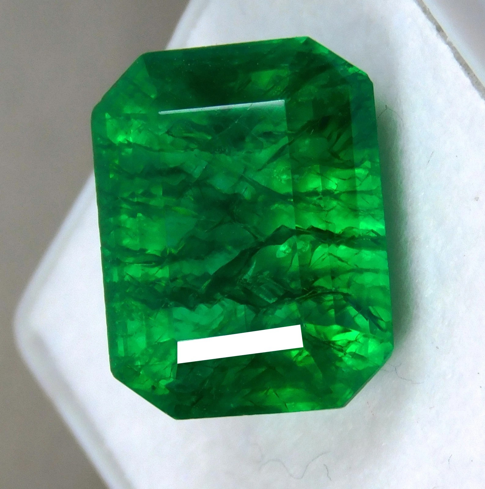 Certified Natural Colombian Green Emerald 10Ct Emerald Cut Loose Gemstone