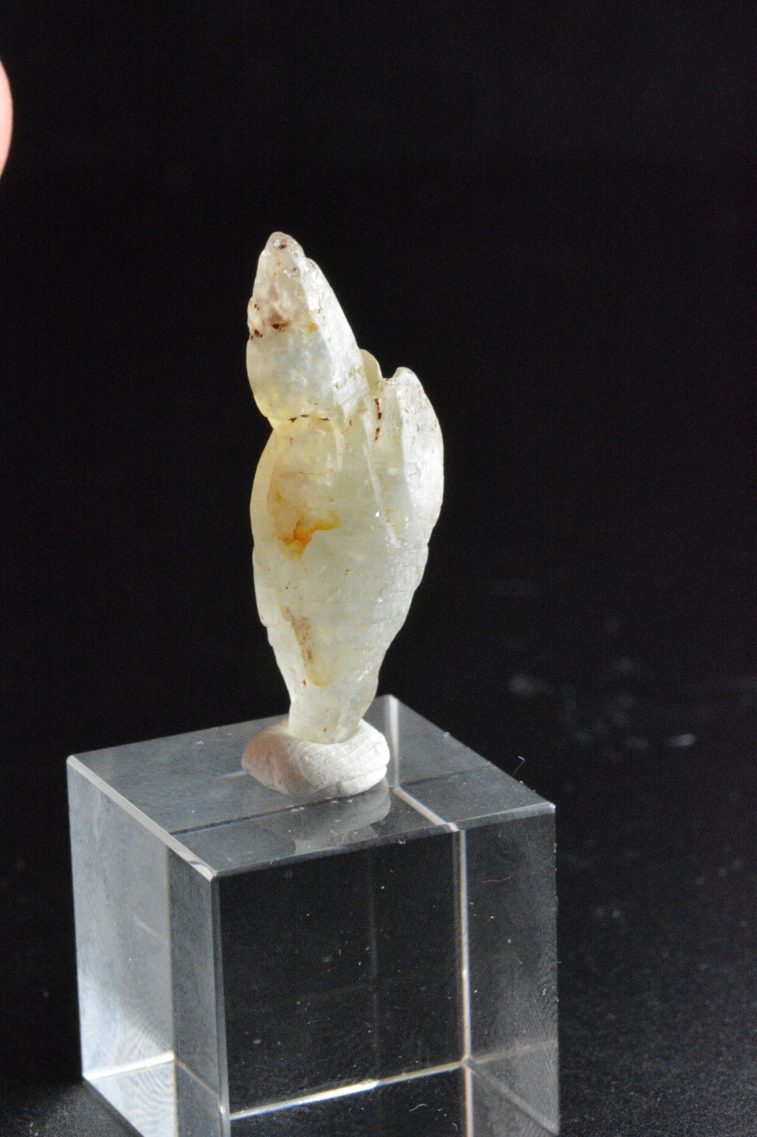 Yellow Sapphire Crystal, Sri Lanka, Unheated, 19.07 ct