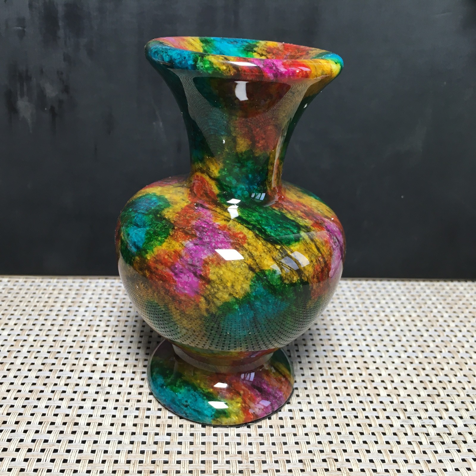 895g Natural “Seven Colors Jade” vase specimen -Taiwan China 02