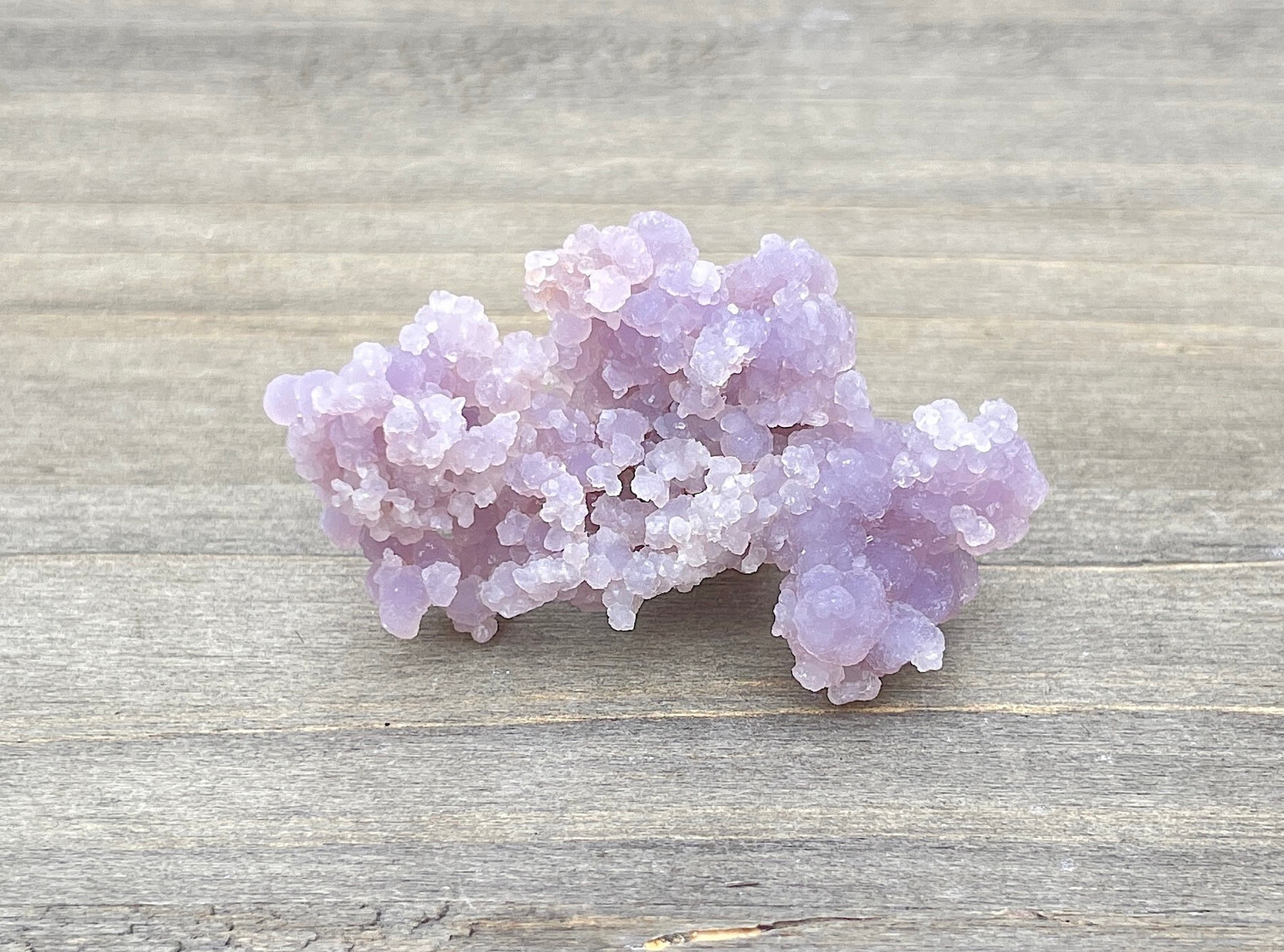 Grape Agate Cluster, Super Satiny lilac Purple Grape Agate, Indonesia 4.5 Cm’s