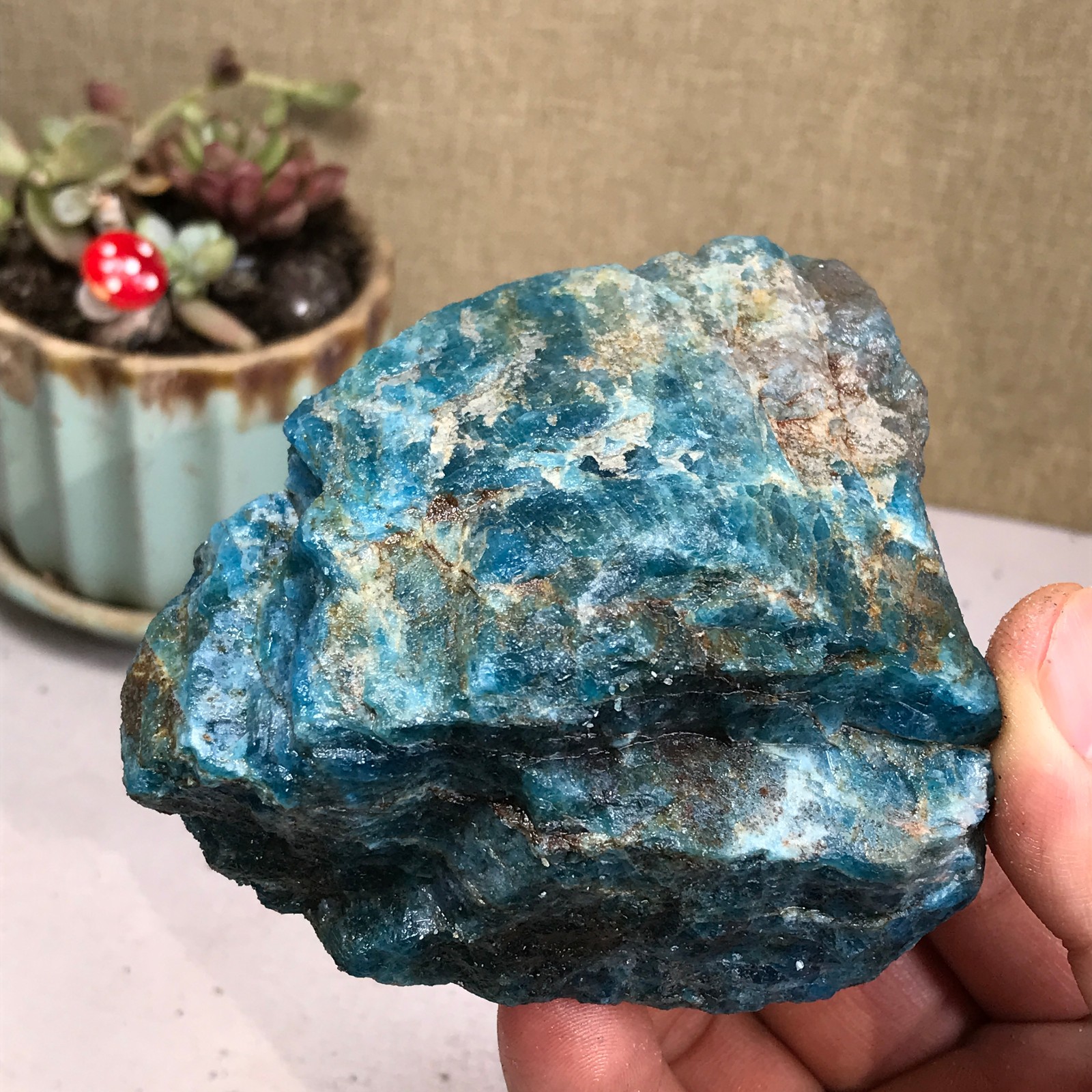 82-77-40mm Top Natural apatite Crystal uncut gemstone Mineral Specimen A4191