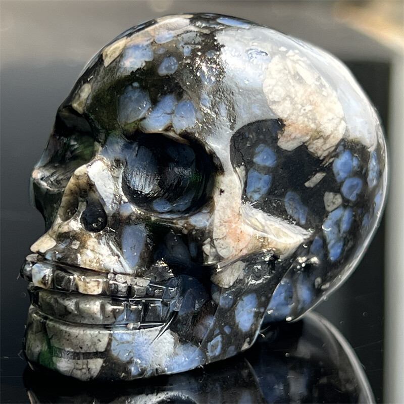 2″ Natural rhyolite Figurines skull Quartz Crystal Skull healing Random 1pc