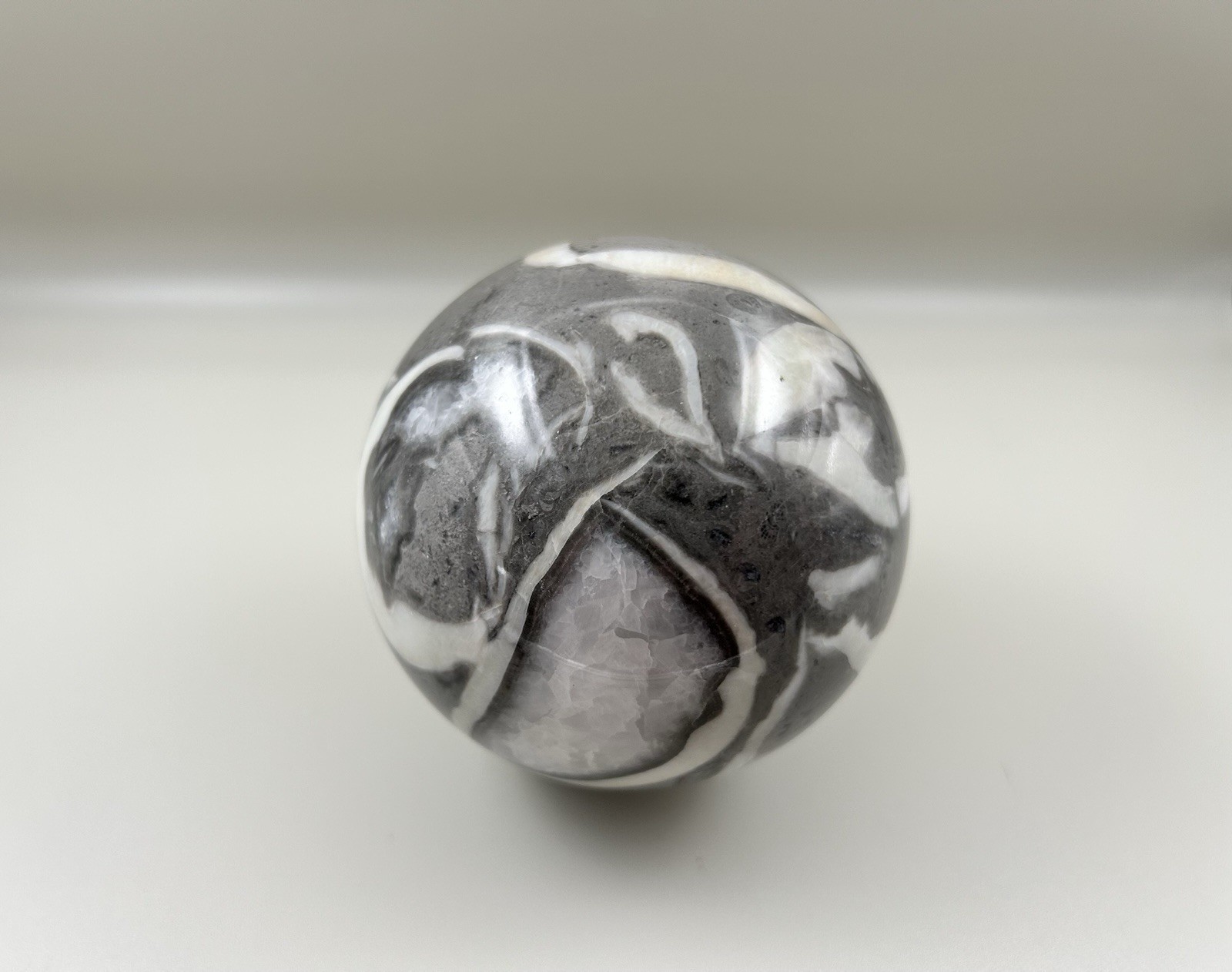 Zebra Marble/Zebra Jasper/Zebra Stone Crystal Sphere Polished Ball 3″