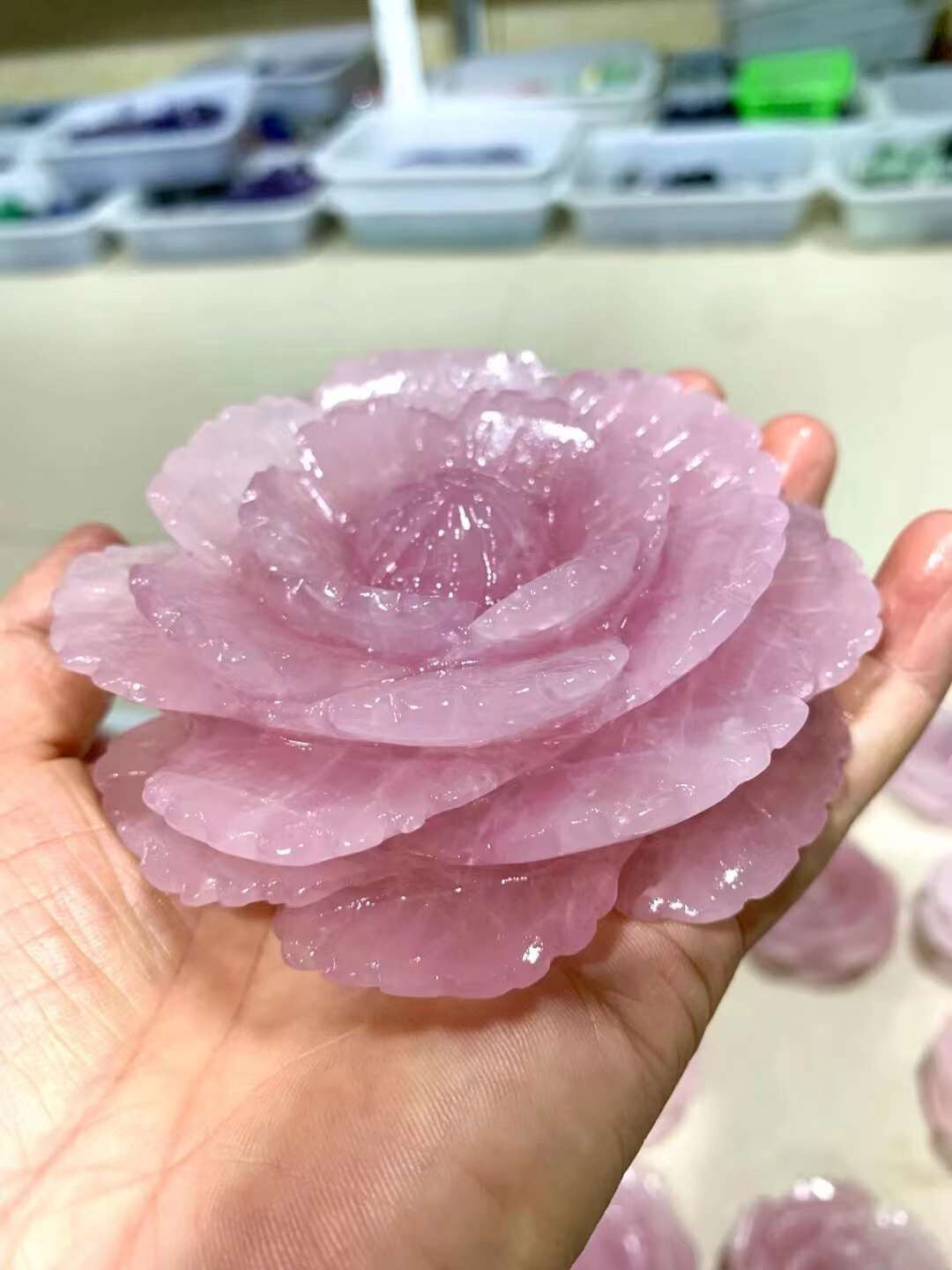 1pc Natural rose quartz hand engraving Crystal flower Skull Reiki energy gift