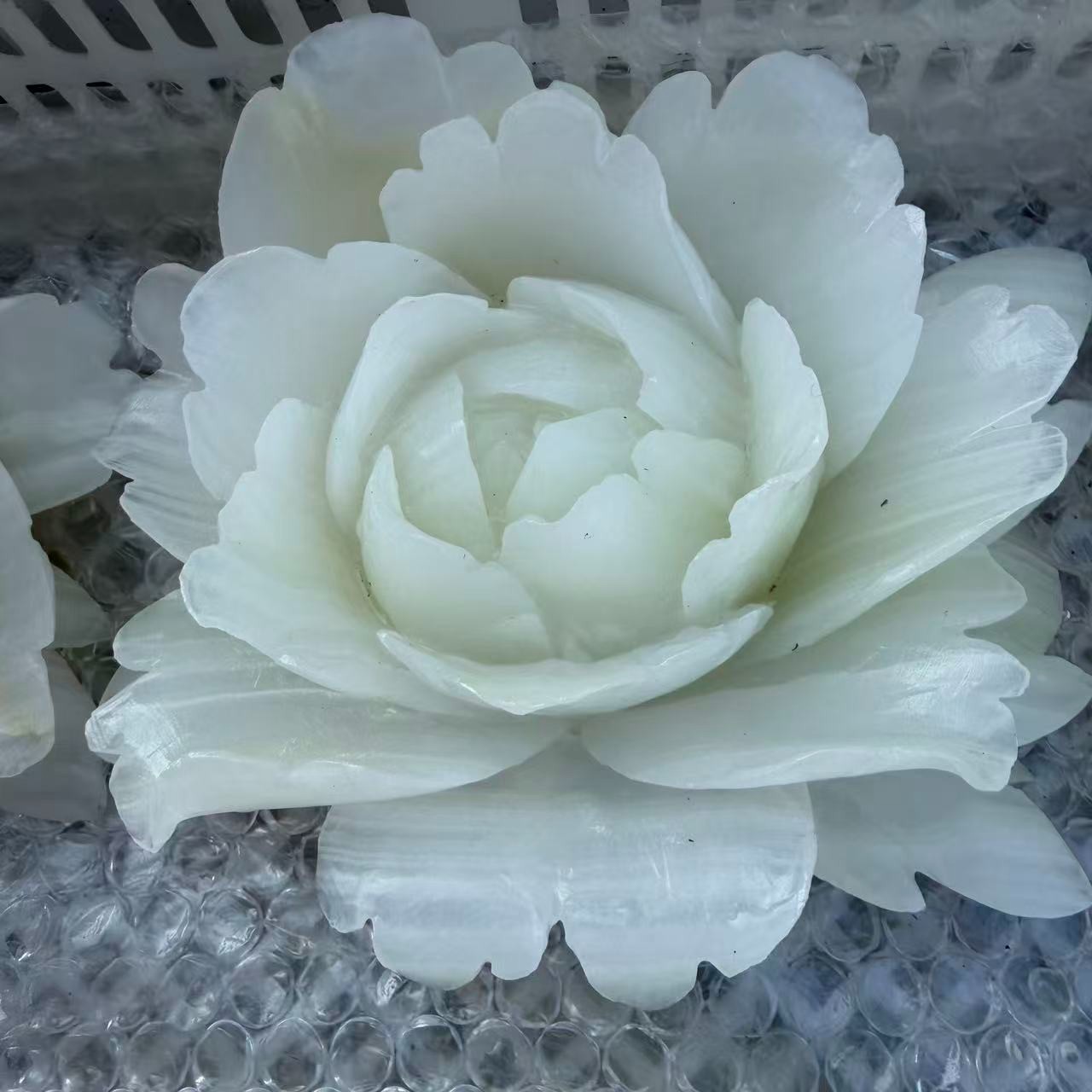 1pc Natural White Quartz Carved Flower Skull Crystal Reiki Healing Decor Gift