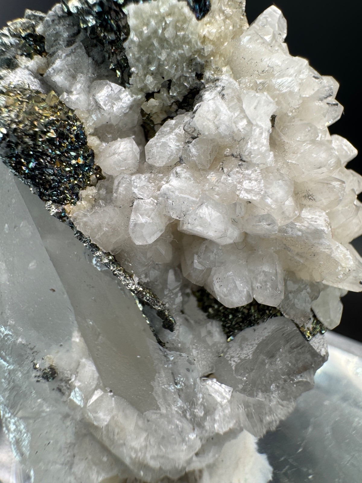 6609 High Quality Multicolor Pyrite and Calcite on Quartz Hu Bei 45g