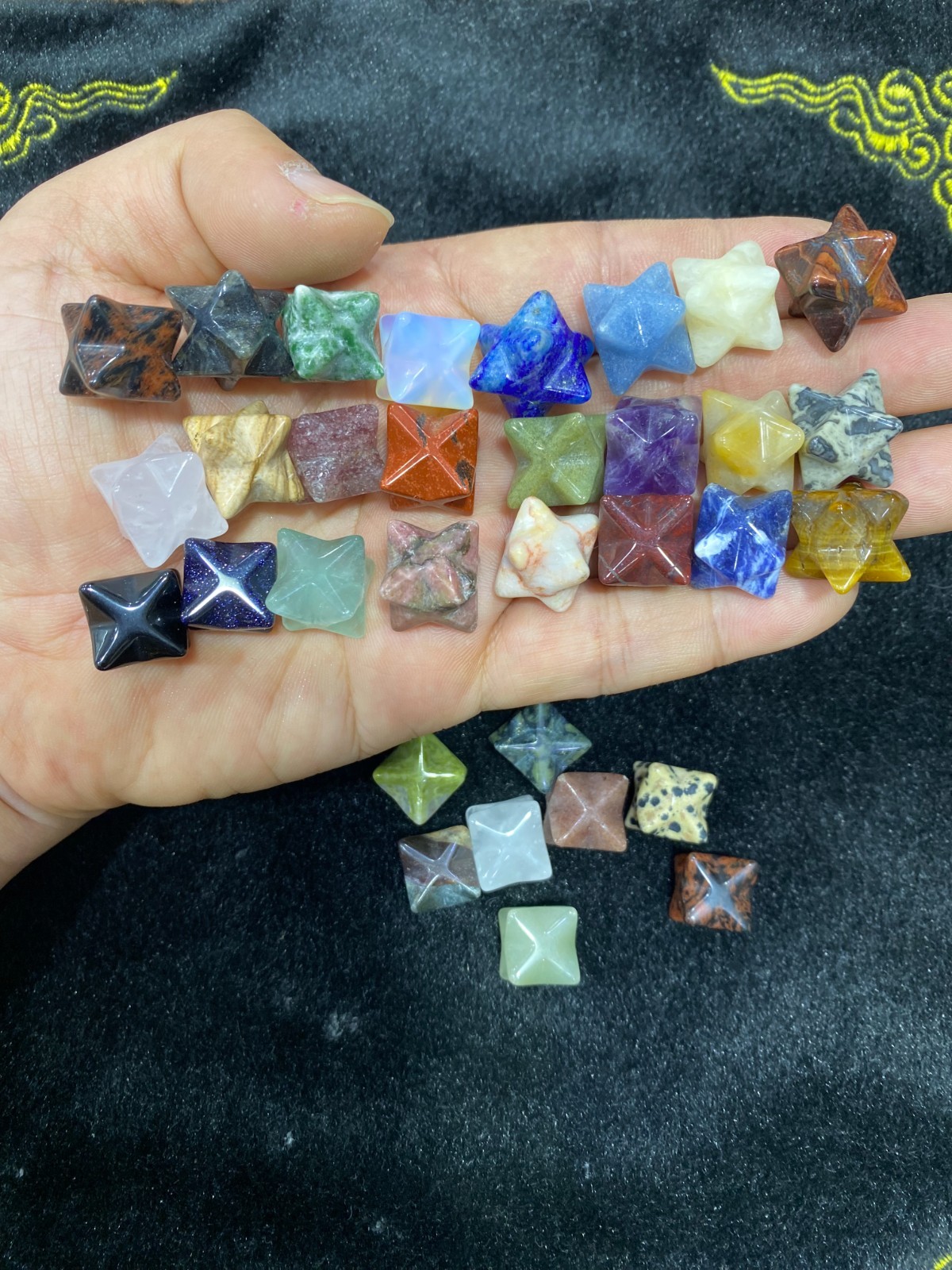 10pcs Natural Mixed Quartz Merkaba Star Carved Crystal Skull Reiki Point Healing