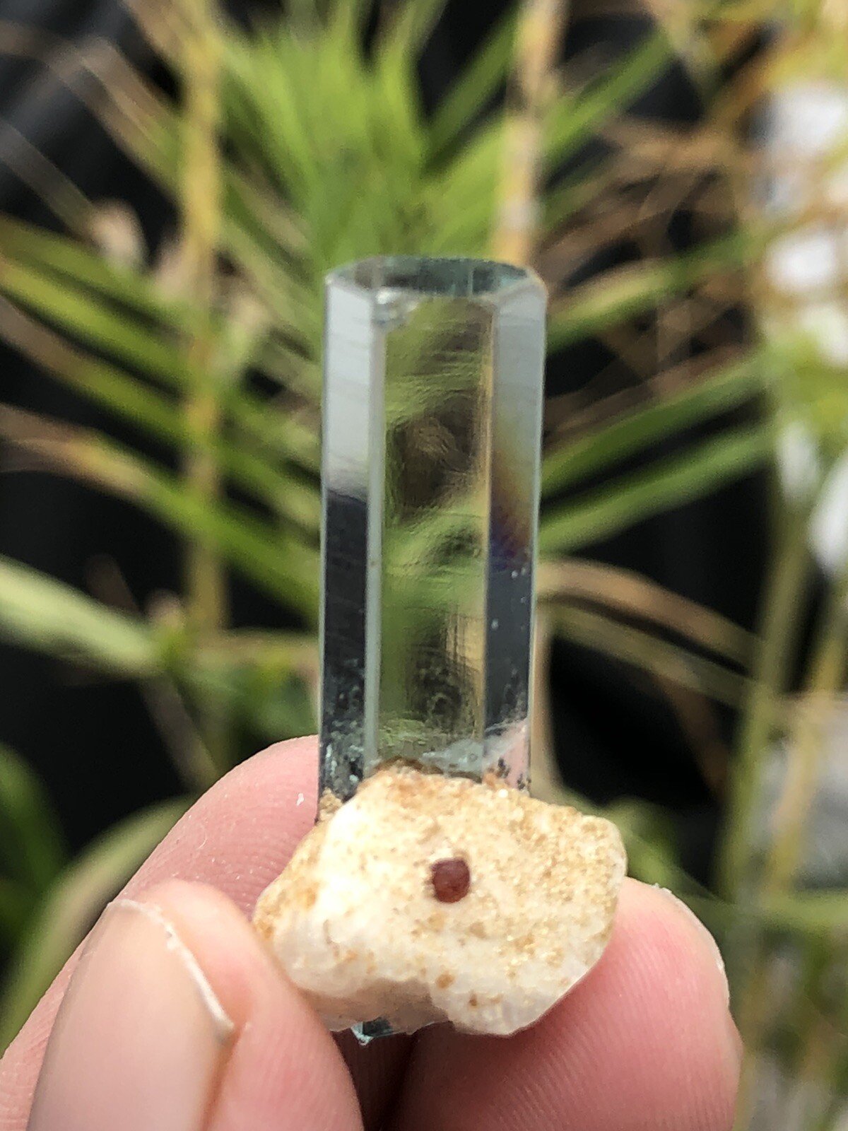 6.2 Grm Amazing Top Class Aqumarine Crystal Combine Ga￼rent shigar Pakistan