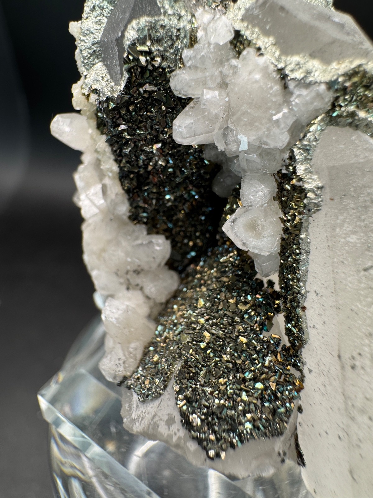 6609 High Quality Multicolor Pyrite and Calcite on Quartz Hu Bei 45g