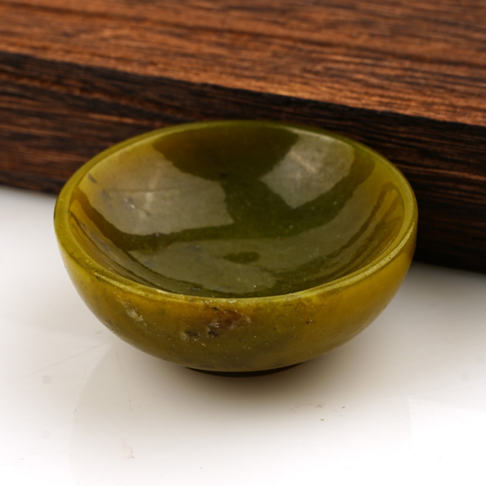 Natural Crystal Stone Bowl Hand-Carved Gemstone Mini Dish Home Decoration Gift