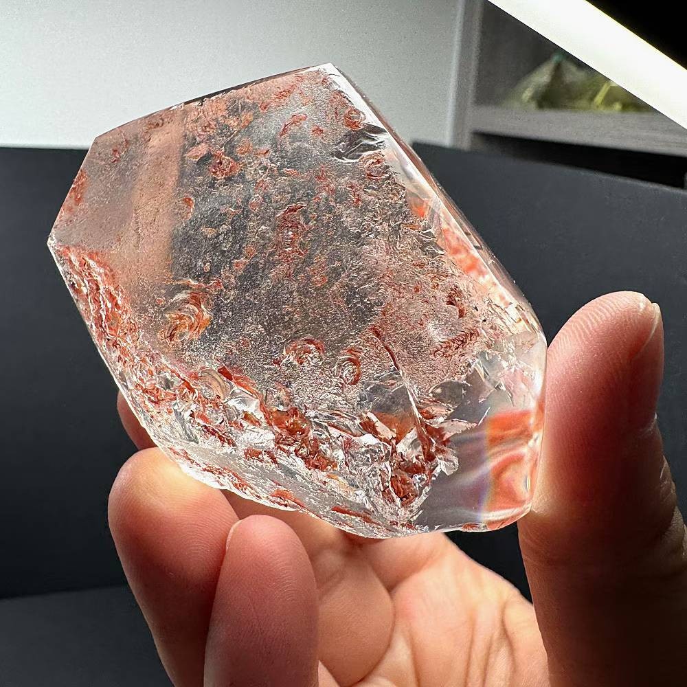 206g Natural Red gum flower Quartz Mineral Specimen Energy Cystal Reiki Decor