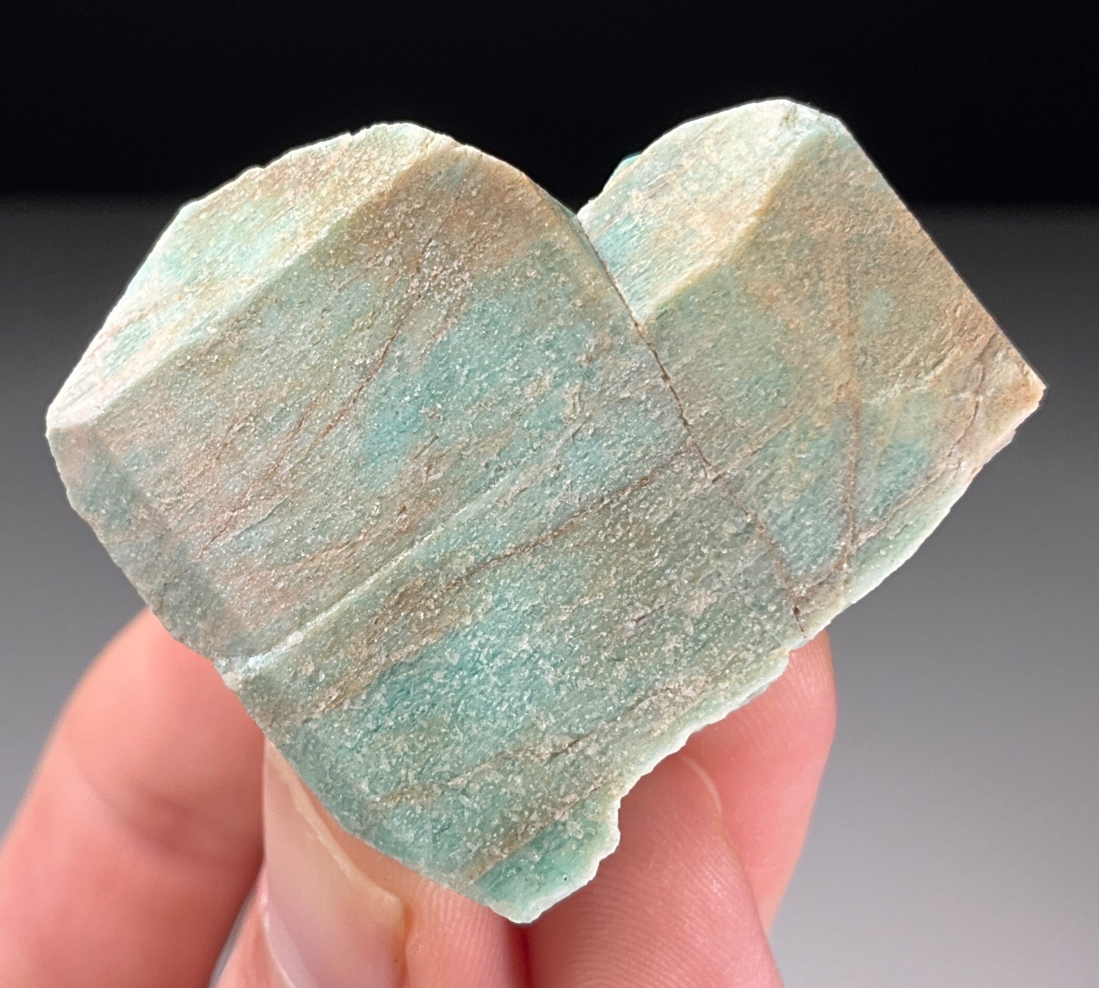TWINNED MICROCLINE VAR. AMAZONITE “HEART” FROM LAKE GEORGE, COLORADO