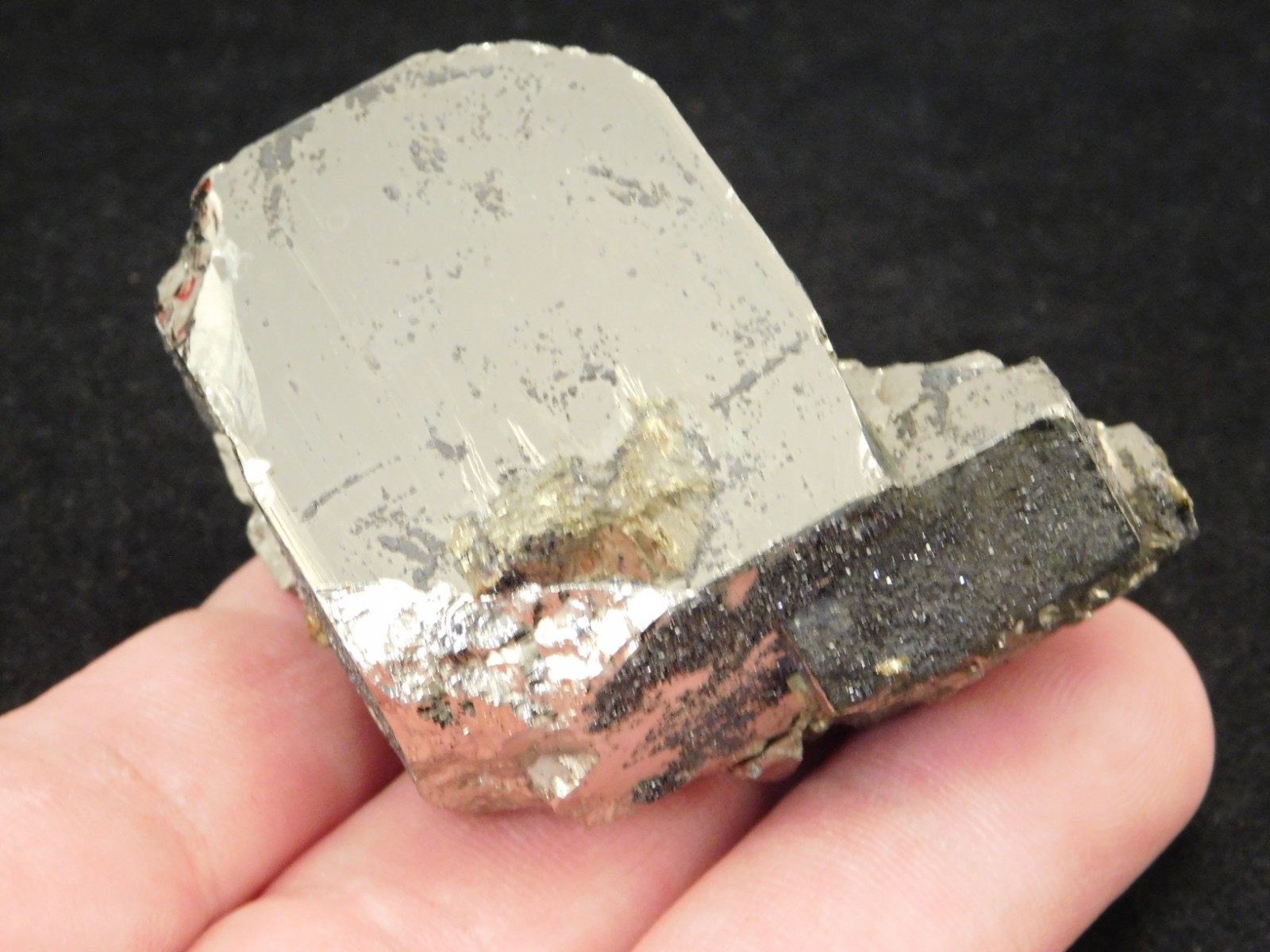 Larger 100% Natural PYRITE CUBE TWIN From Peru 183gr