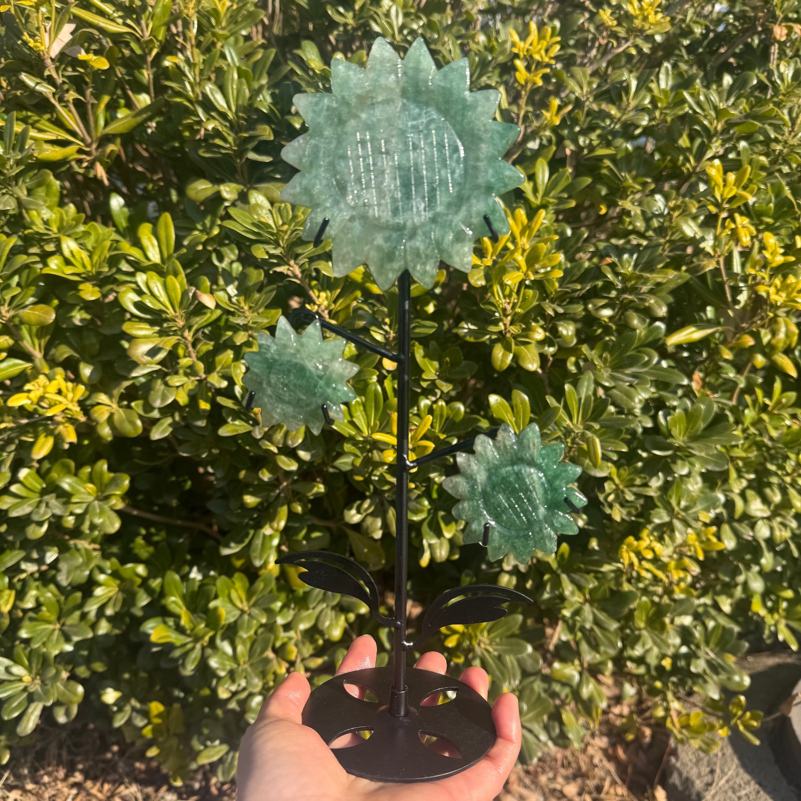 400g Natural green fluorite quartz crystal carved Sunflower Decor Gift