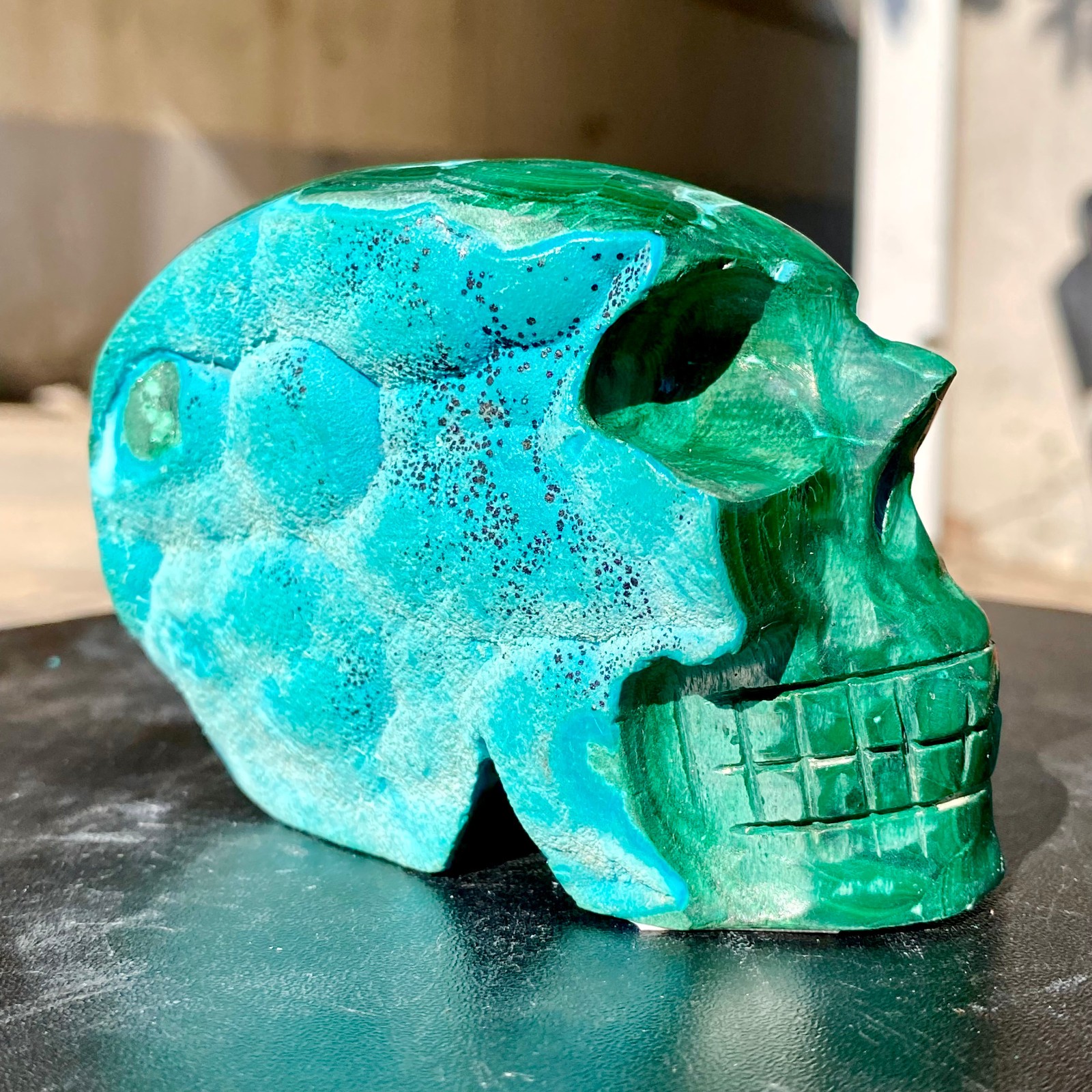 418G Natural Malachite silicon Quartz Crystal Skull Carved Stone Skeleton