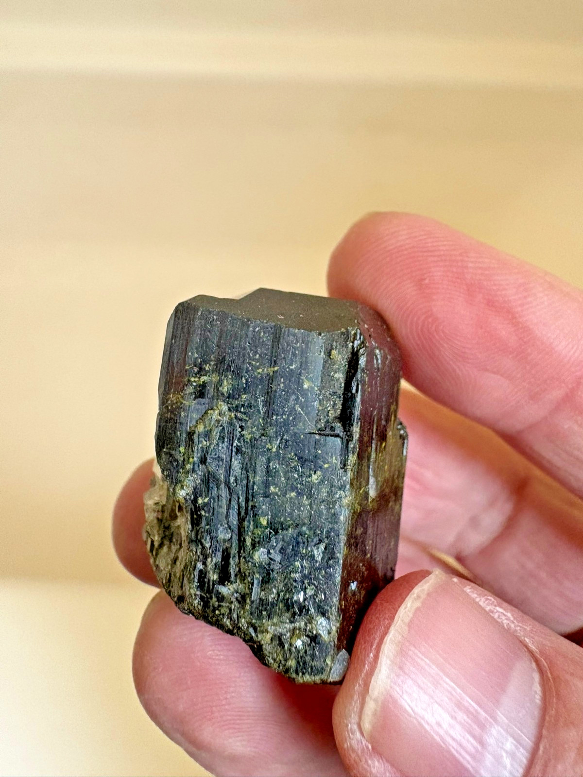 Epidote, twinned xtl, Prince of Wales island, Alaska, USA, ex Doug Toland