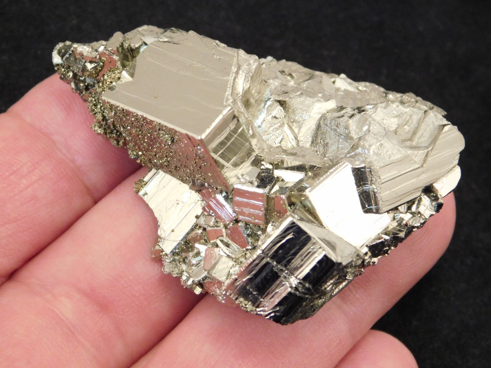 Smaller PYRITE Crystal CUBE Cluster! Nice and 100% Natural Peru 74.6gr