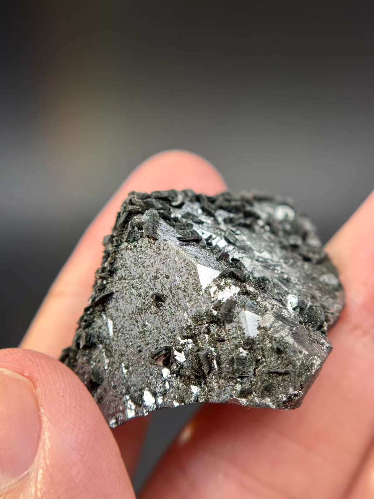 22g Magnetite From Huanggangliang Inner Mongolia China