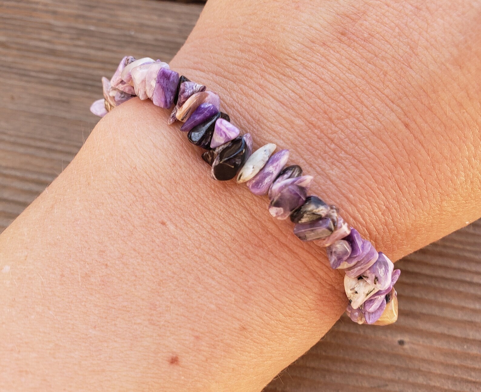 NATURAL CHARIOTE STONE GEMSTONE STRETCHY CHIP BRACELET