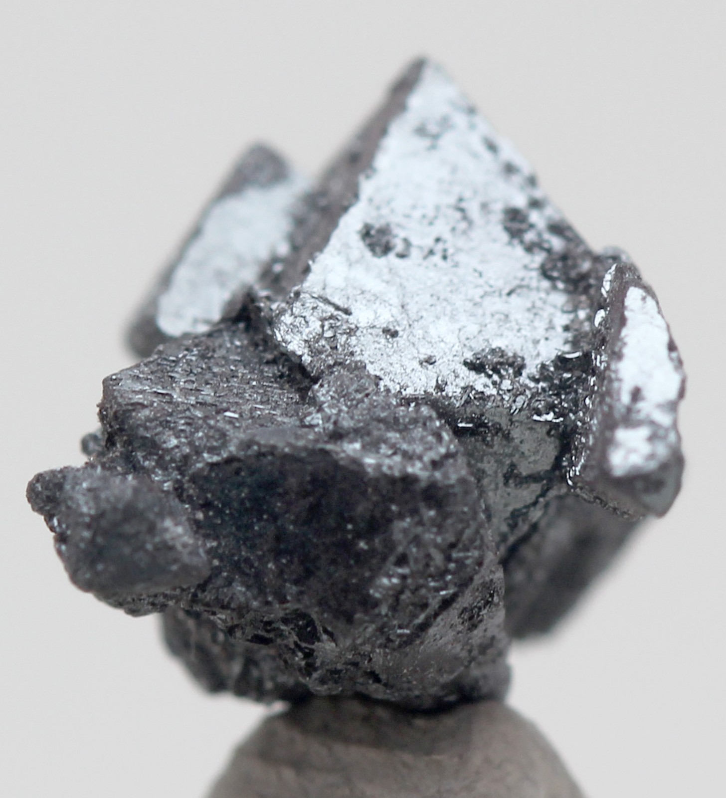 HEMATITE PSEUDOMORPH After MAGNETITE Crystal Mineral Specimen Cluster ARGENTINA
