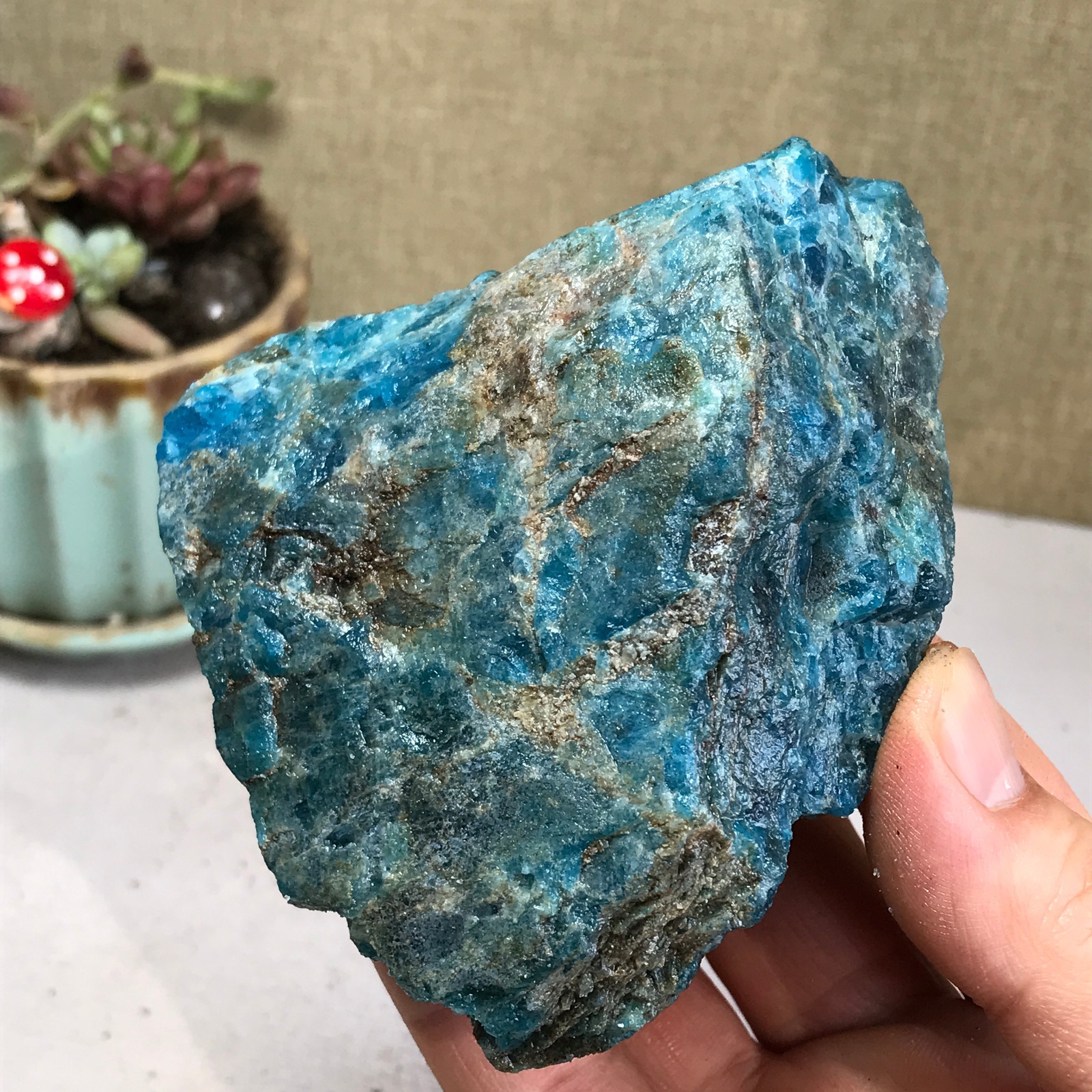 82-77-40mm Top Natural apatite Crystal uncut gemstone Mineral Specimen A4191