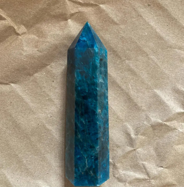 Apatite Crystal Point Tower – Stone of Manifestation, Psychic Abilities & Motiva