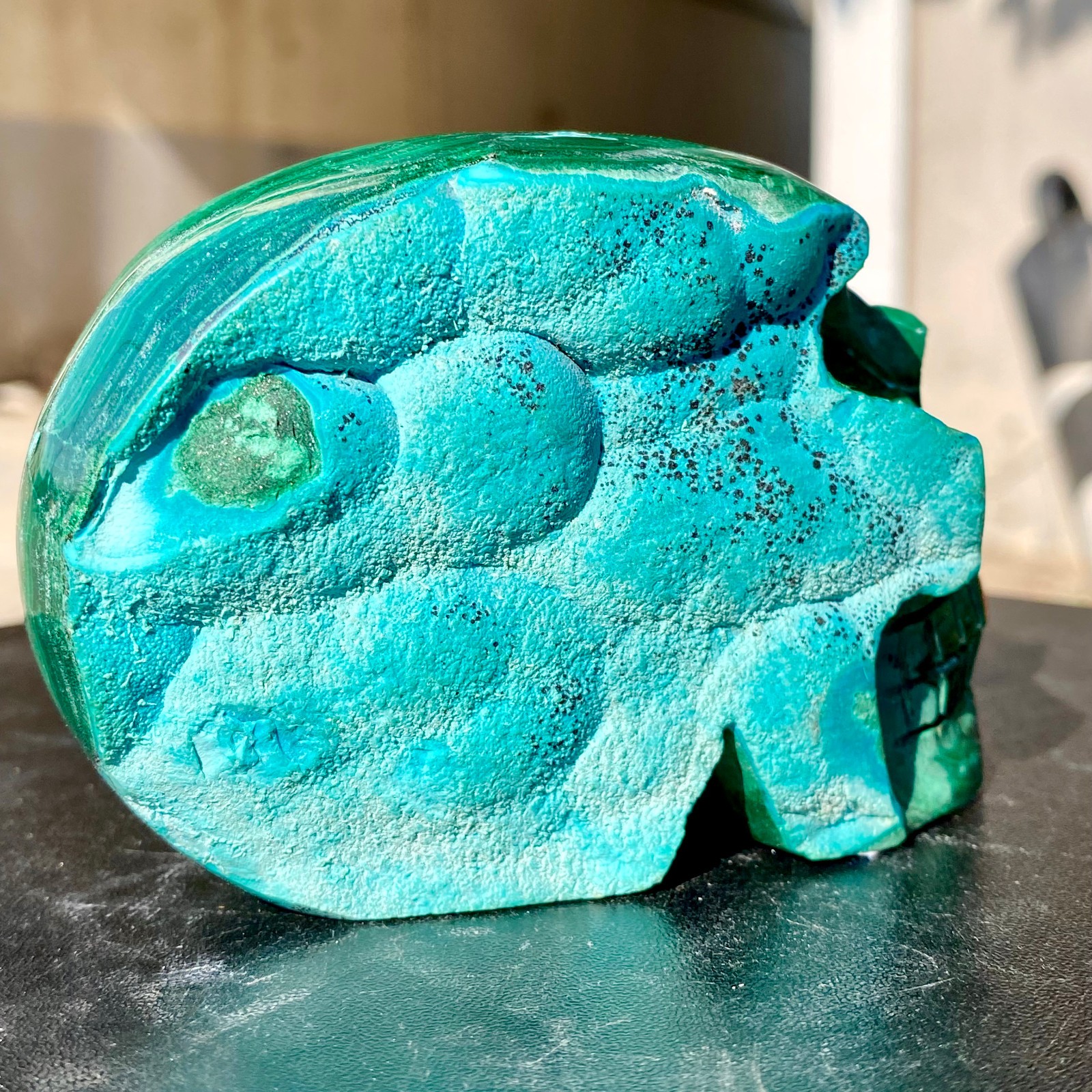 418G Natural Malachite silicon Quartz Crystal Skull Carved Stone Skeleton