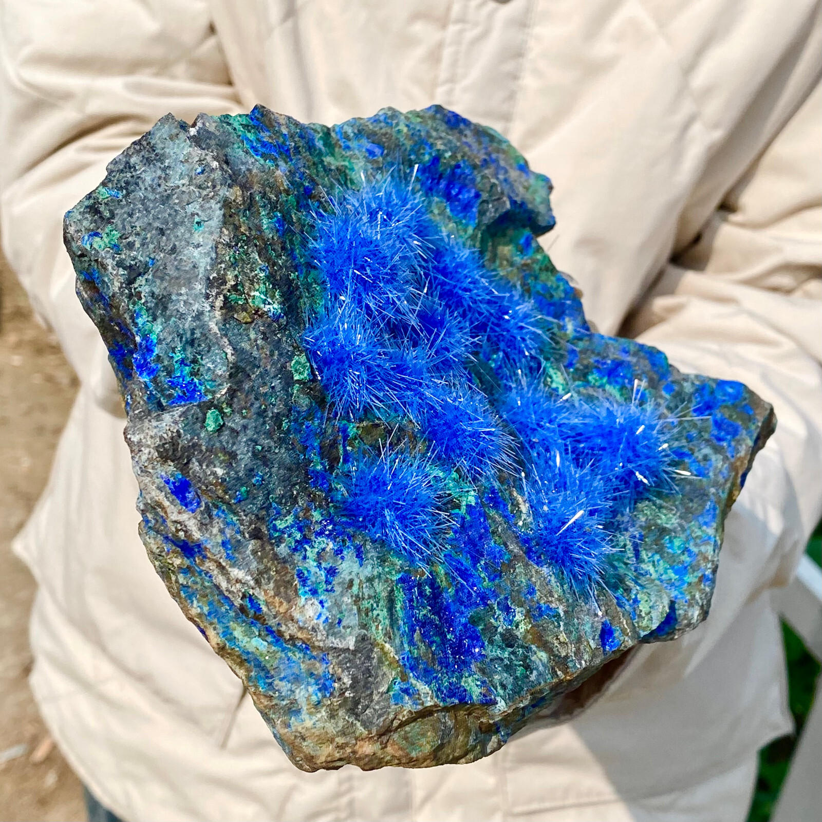 3.2LB Rare crystal specimens of magnesium phosphate blue copper ore in Morocco