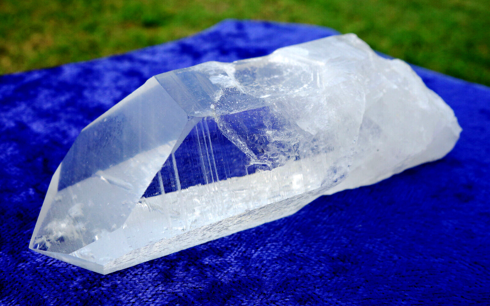 Rare OLD SOUL LEMURIAN QUARTZ Clear Crystal Point with Cool Large Indented KEYS