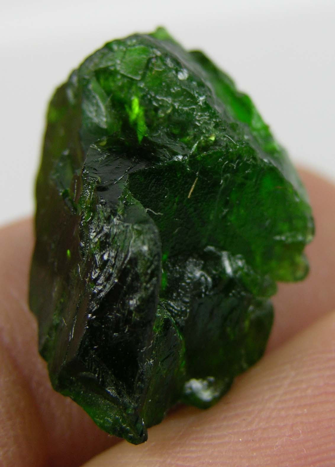 16.50Ct Russia 100% Natural Rough Raw Uncut Diopside Crystal Specimen 3.30g 20mm