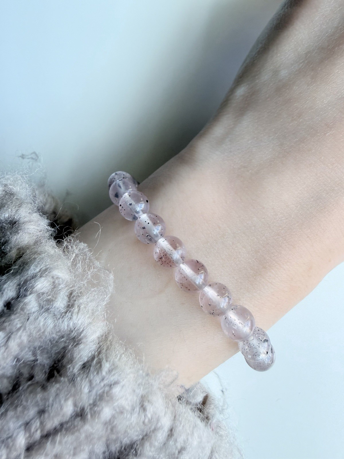 Dragon Fruite Star Rose Quartz (Hematite) with asterism Dainty Bracelet 6mm 6.7″