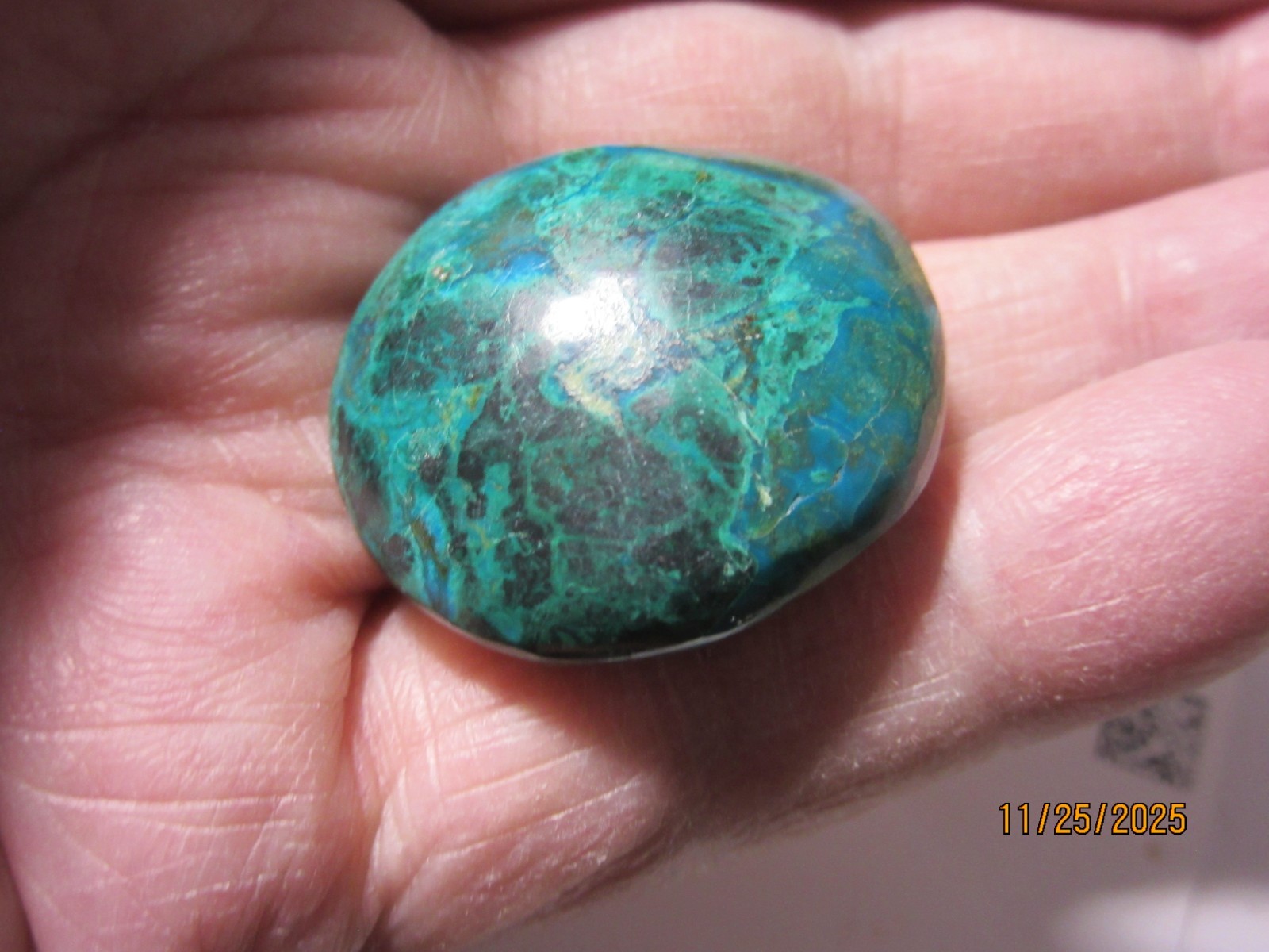 Tumbled Chrysocolla Multicolor 1 1/4 Inch Gemstone Collectible TCMGC-1.25