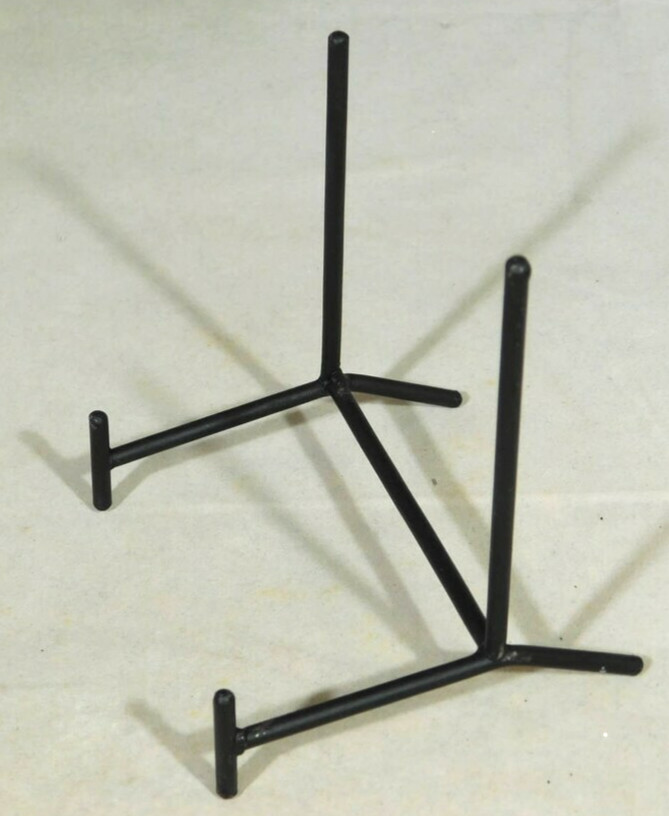 Easel Display Stand Lot of FIVE Medium Size Black Metal