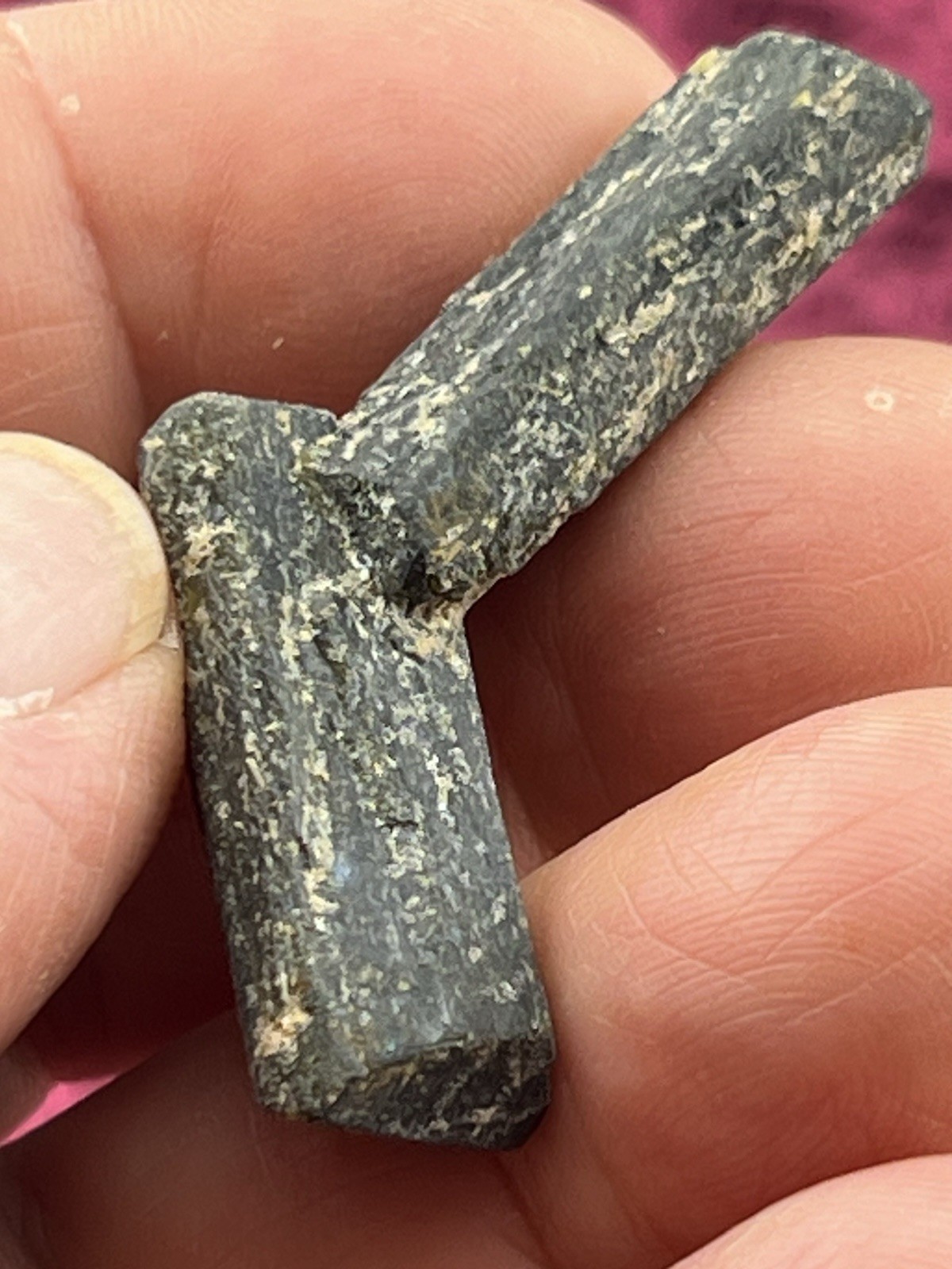 Twin Epidote Crystal – Mineral Specimen, Kayes Region, Mali 13.2 g.
