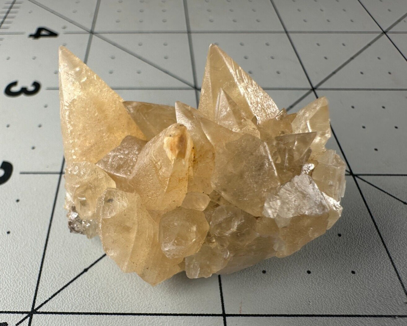 ➤ 1-1/2″ CALCITE CRYSTAL CLUSTER SPECIMEN – Pugh Quarry Ohio VIDEO➤893