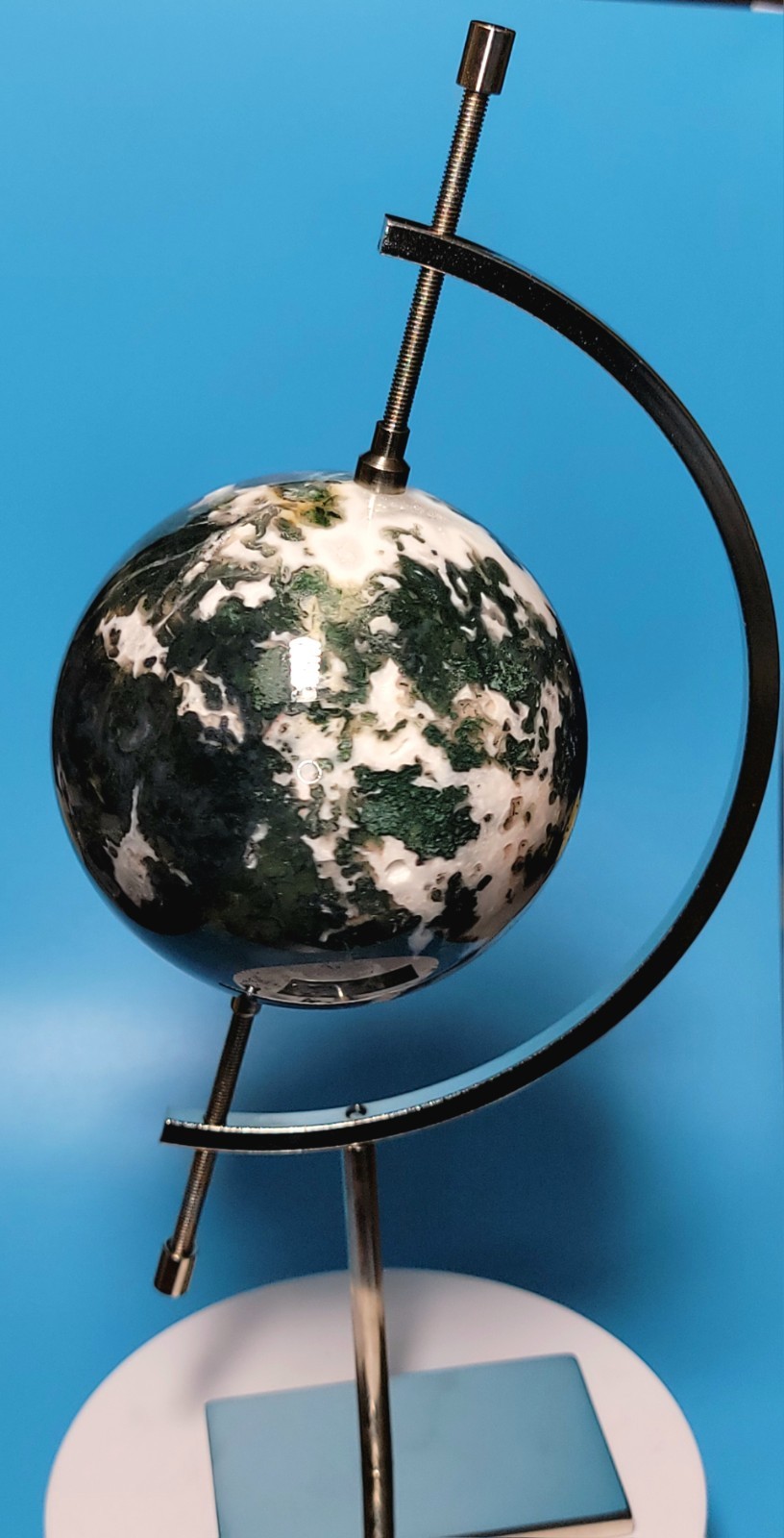 1.6 Lb Natural Aquatic Plants Agate Crystal Sphere with Aluminum Display Stand