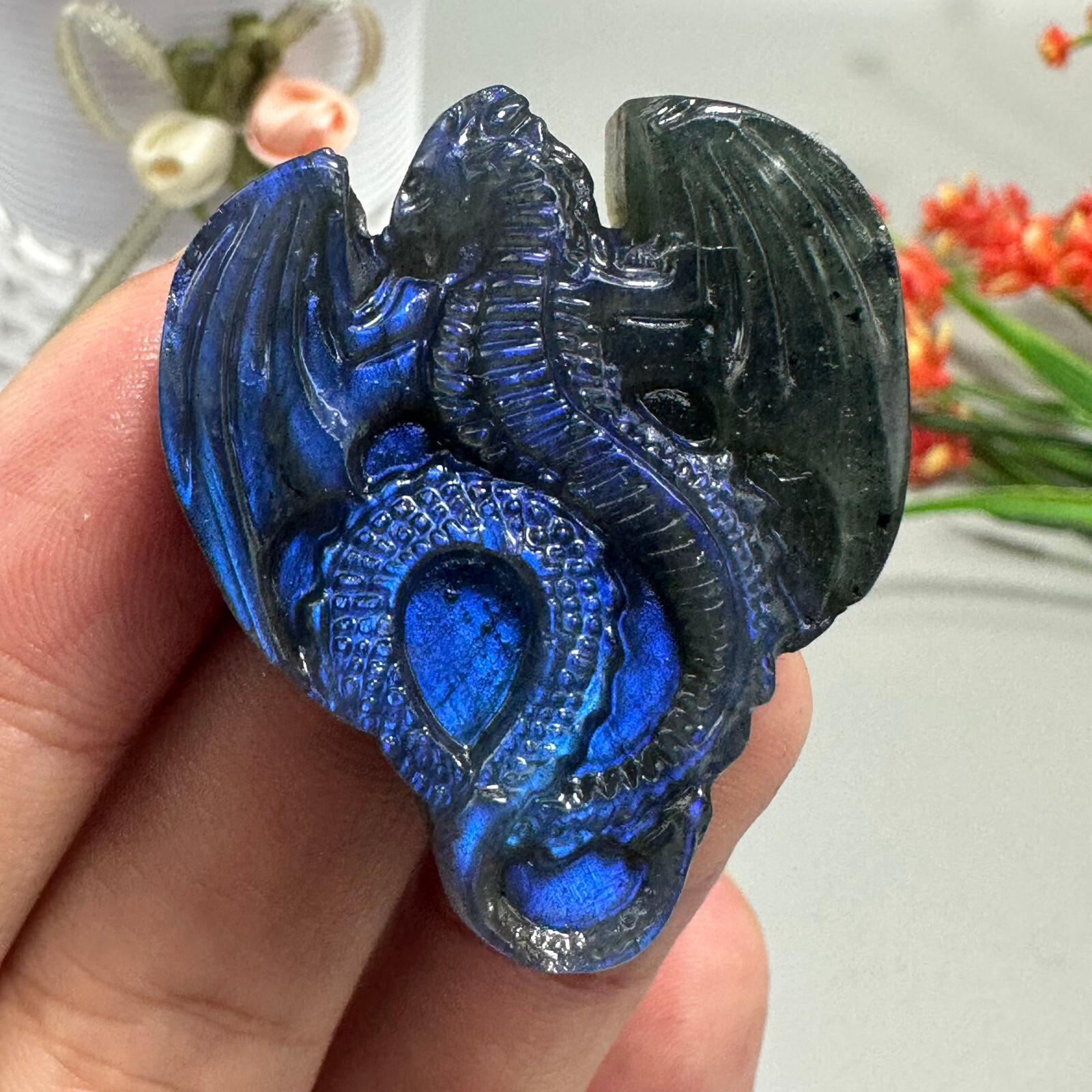 Natural Labradorite Carved dragon Quartz Skull Crystal Specimen Healing 1PC